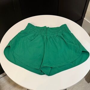 Lululemon Athletica Emerald Green Women's Athletic Shorts